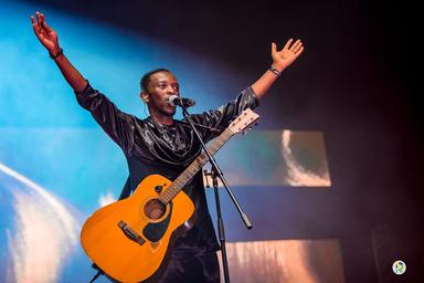 Bamusabye kuzakora 'One Man Concert': Ibyabereye inyuma y'amarido n'udushya mu gitaramo cya Chryso Ndasingwa